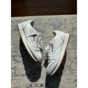 Reebok Classic White leather Trainers size 10